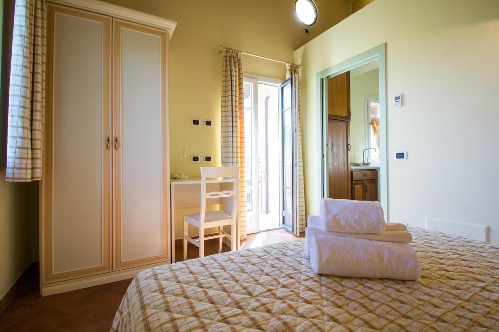 Agriturismo Ada Musso Ss Diano Borello Pokój zdjęcie